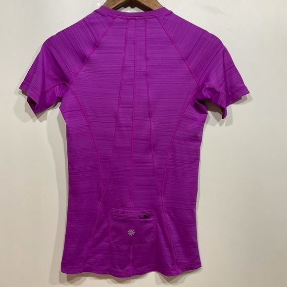 Athleta Quarter Zip Pacifica workout top - Picture 9 of 13